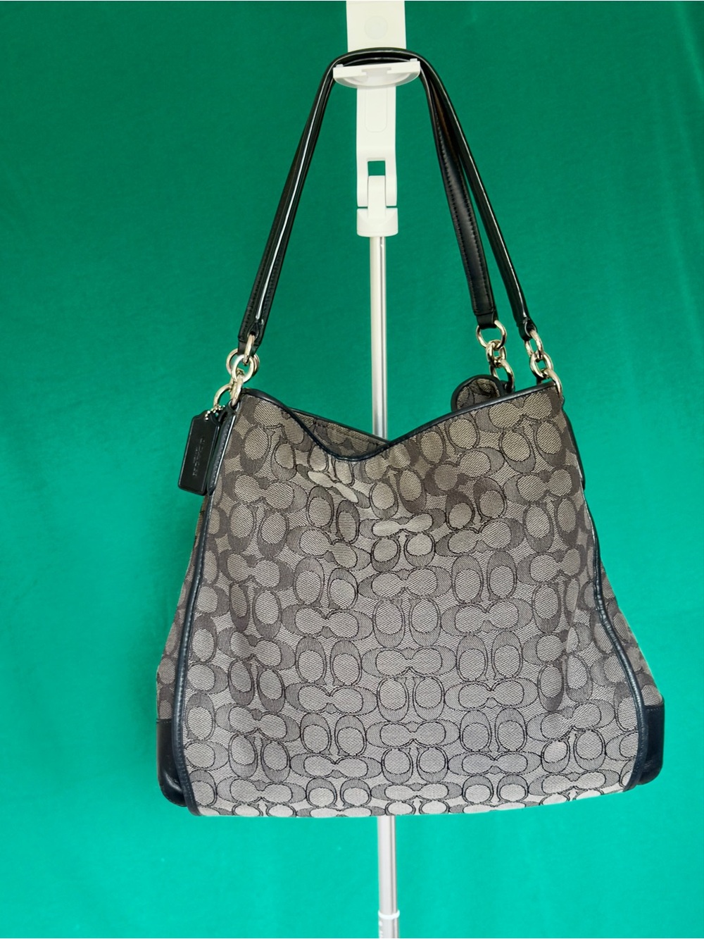Coach Phoebe Shoulder Bag – Signature Canvas/Jacquard